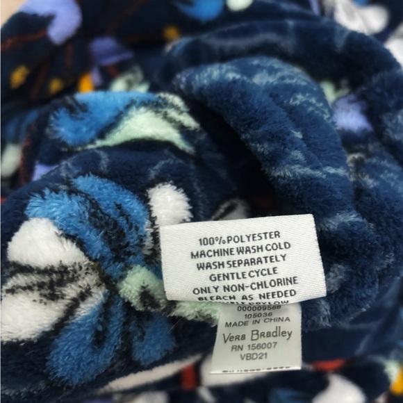 Vera Bradley Blue and White Floral Plush Fabric
Travel Blanket - Picture 5 of 5